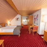酒店 Schloessli Garni - Free Parking 4*