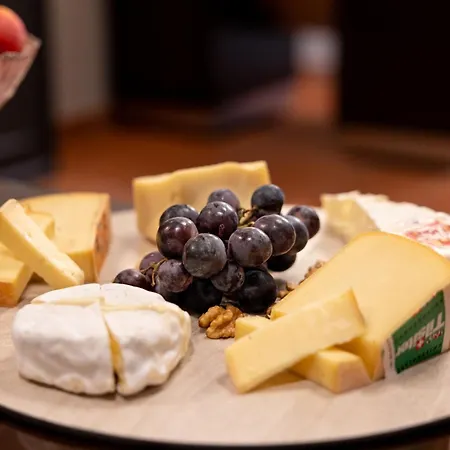 Szálloda Schloessli Garni - Free Parking