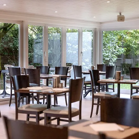 Schlössli Garni - Free Parking 4* Ipsach