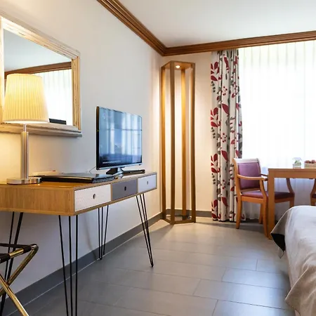 Hotell Schlössli Garni - Free Parking