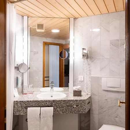 Hotell Schlössli Garni - Free Parking 4*