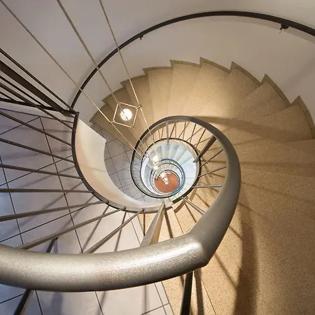 Szálloda Schloessli Garni - Free Parking Ipsach