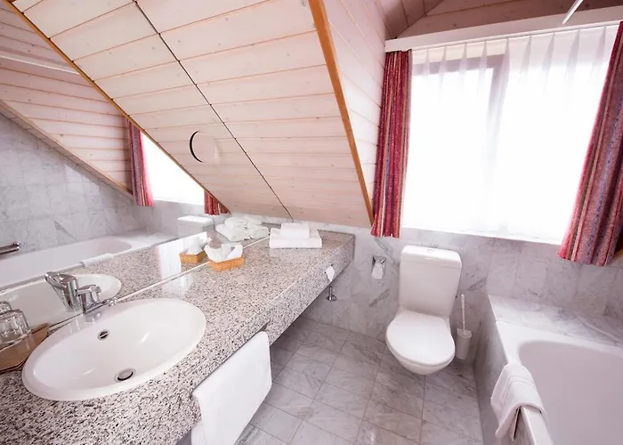 Hotel Schloessli Garni - Free Parking